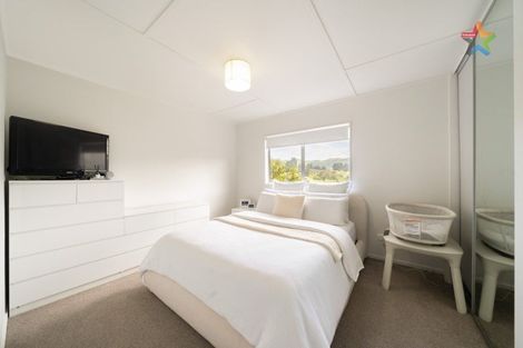 Photo of property in 26 Newburn Grove, Wainuiomata, Lower Hutt, 5014