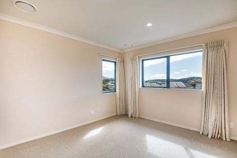 Photo of property in 68 Erlestoke Crescent, Churton Park, Wellington, 6037