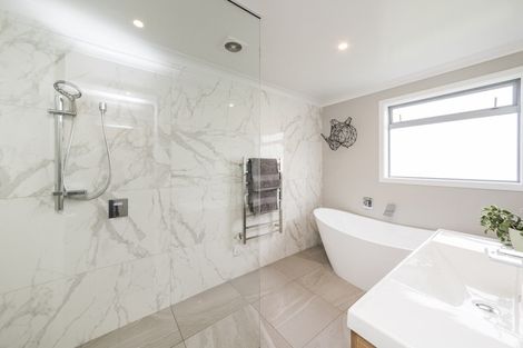 Photo of property in 23 Managhs Road, Halcombe, Feilding, 4775