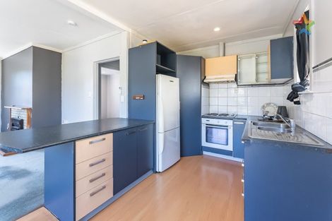 Photo of property in 25 Petherick Street, Taita, Lower Hutt, 5011