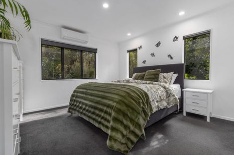 Photo of property in 11 Harry Shaw Way, Raumati South, Paraparaumu, 5032