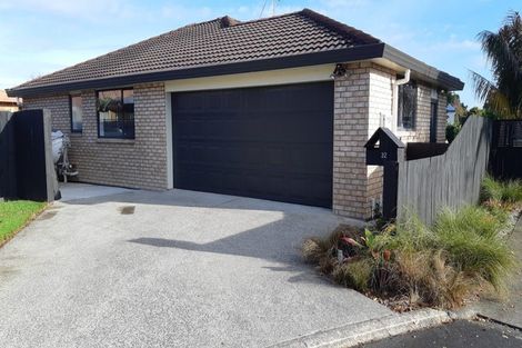 Photo of property in 32 Magnolia Drive, Waiuku, 2123