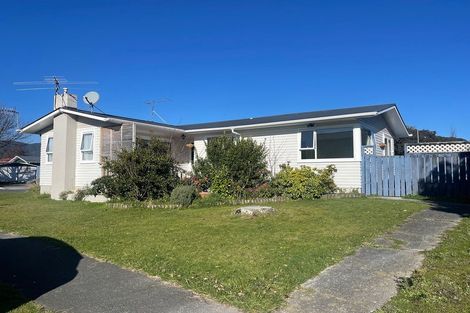 Photo of property in 1 Momona Street, Wainuiomata, Lower Hutt, 5014