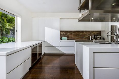 Photo of property in 54 Seacliffe Avenue, Belmont, Auckland, 0622