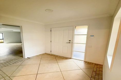 Photo of property in 26 Coachman Drive, Flat Bush, Auckland, 2016