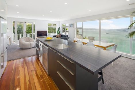 Photo of property in 21 Thane Road, Roseneath, Wellington, 6011