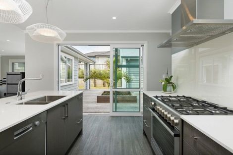 Photo of property in 21 Puhirake Crescent, Pyes Pa, Tauranga, 3112