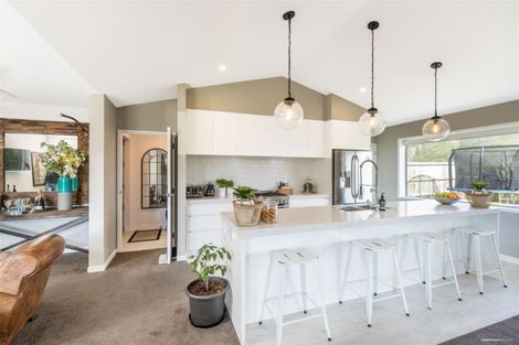 Photo of property in 10 Ashenhurst Way, Lower Shotover, Queenstown, 9304