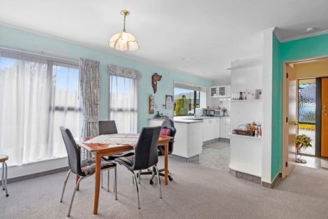 Photo of property in 9 Saunders Crescent, Stoke, Nelson, 7011