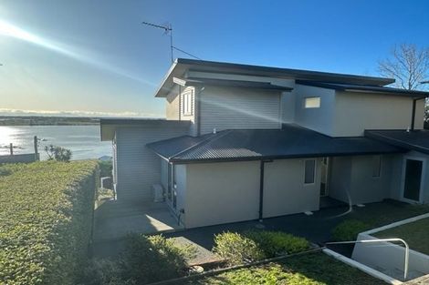 Photo of property in 66 Te Awakura Terrace, Mount Pleasant, Christchurch, 8081