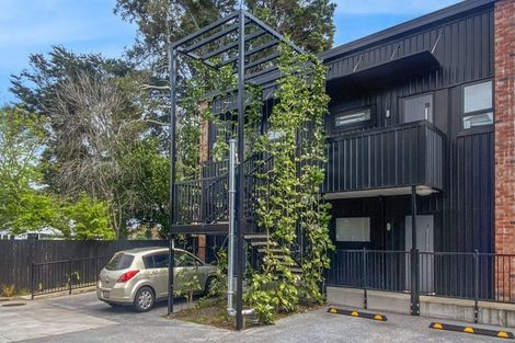 Photo of property in 5 Whakarato Way, Takanini, 2112