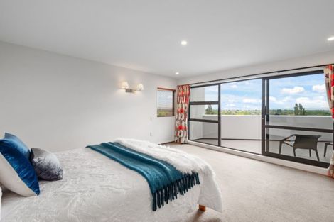 Photo of property in 23a Overdale Drive, Cashmere, Christchurch, 8022