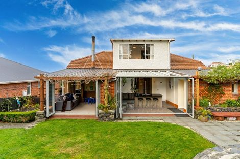 Photo of property in 7 Byron Street, Mornington, Dunedin, 9011