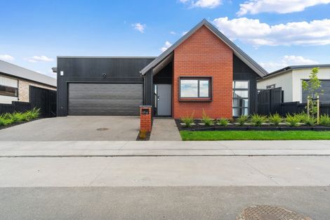 Photo of property in 37 Earp Crescent, Chartwell, Hamilton, 3210