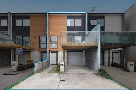 Photo of property in 26 Meritage Lane, Te Atatu South, Auckland, 0610