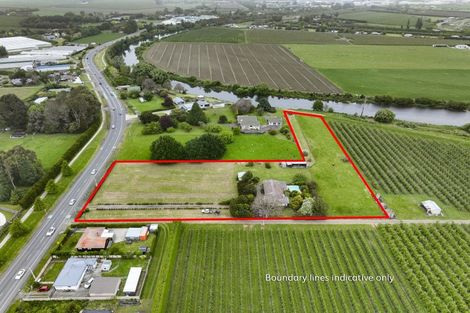 Photo of property in 72 Main Rd Clive, Clive, 4102