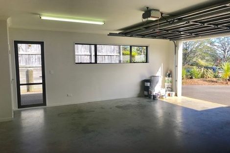 Photo of property in 68 Shelter Drive, Greenhithe, Auckland, 0632