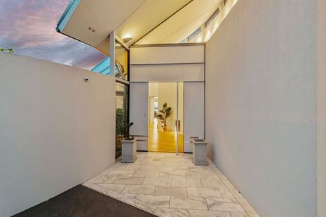 Photo of property in 142 Scarborough Road, Scarborough, Christchurch, 8081