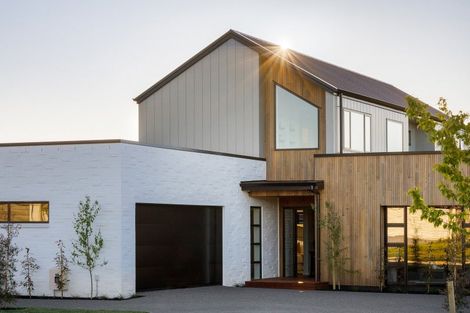 Photo of property in 56 Tironui Drive, Taradale, Napier, 4112