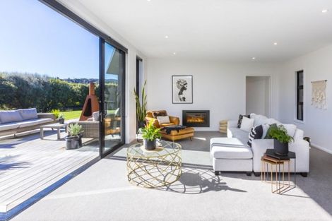 Photo of property in 46a Emerald Hill Drive, Birchville, Upper Hutt, 5018