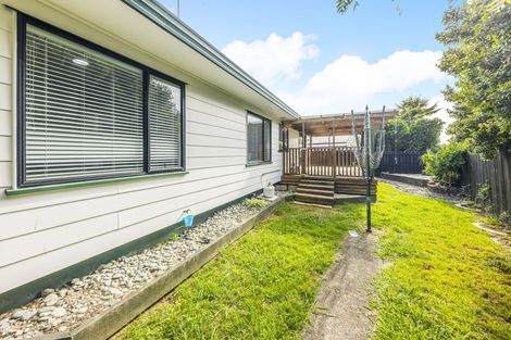 Photo of property in 37 Rosemead Place, Randwick Park, Auckland, 2105