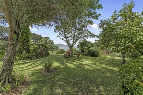 Photo of property in 120 Vauxhall Road, Narrow Neck, Auckland, 0624