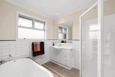 Photo of property in 14 Tulip Drive, Cambridge, 3434