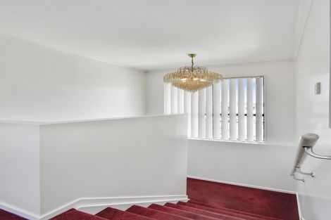 Photo of property in 1 Samara Place, Clendon Park, Auckland, 2103