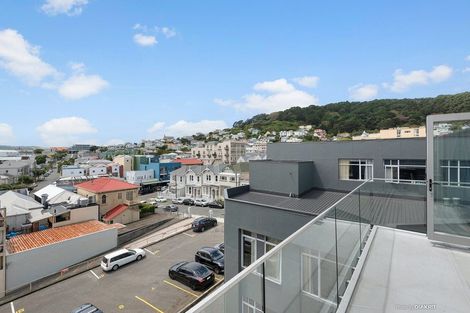 Photo of property in 8 Lipman Street, Mount Victoria, Wellington, 6011