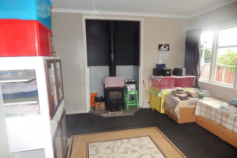 Photo of property in 21 Russell Street, Westport, 7825