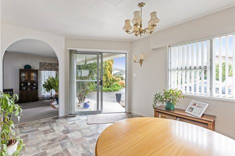 Photo of property in 610 Ballantyne Street, Frimley, Hastings, 4120