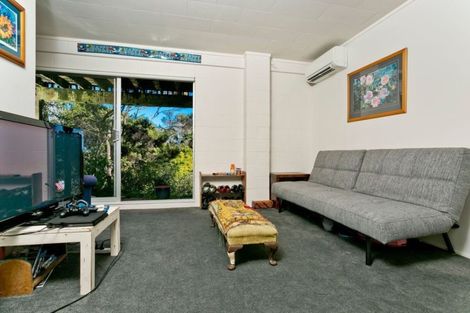 Photo of property in 79 Hadfield Street, Beach Haven, Auckland, 0626