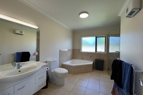 Photo of property in 10 Lewis Way, Poraiti, Napier, 4112