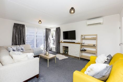 Photo of property in 16a Maher Street, Elderslea, Upper Hutt, 5018