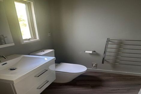 Photo of property in 2/37 Poynder Avenue, Merivale, Christchurch, 8014