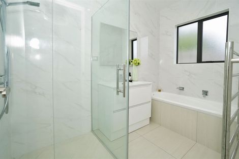 Photo of property in 12 Oolong Court, Huntington, Hamilton, 3210