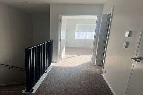 Photo of property in 10 Paterae Lane, Flat Bush, Auckland, 2019