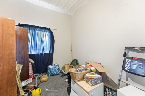 Photo of property in 16 Egmont Street, Castlecliff, Whanganui, 4501