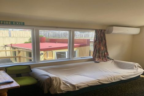 Photo of property in Hawkestone House, 21 Hawkestone Street, Thorndon, Wellington, 6011