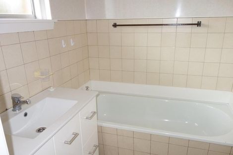 Photo of property in 42 Fovant Street, Russley, Christchurch, 8042