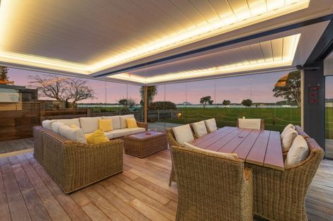 Photo of property in 26 Harbour View Road, Omokoroa, 3114