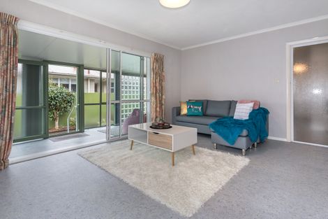 Photo of property in 9 Leacroft Street, Bishopdale, Christchurch, 8053