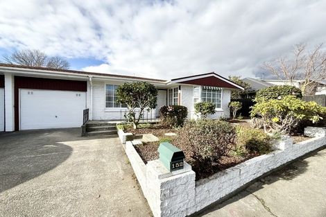 Photo of property in 152 Straven Road, Fendalton, Christchurch, 8014