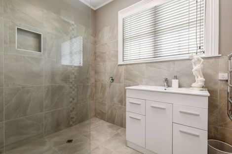 Photo of property in 43a Robertson Street, Glenholme, Rotorua, 3010