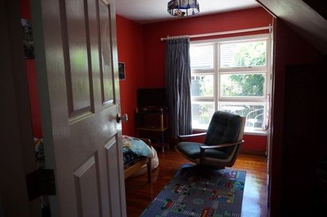 Photo of property in 215 Memorial Avenue, Burnside, Christchurch, 8053