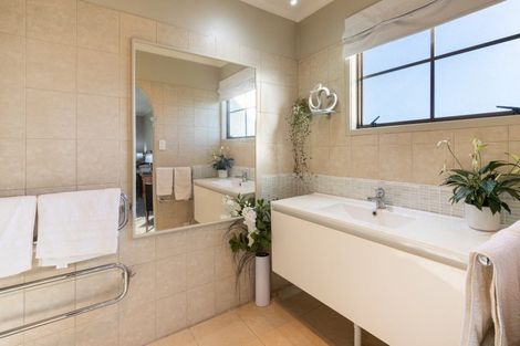 Photo of property in 370 Lake Road, Horsham Downs, Hamilton, 3791