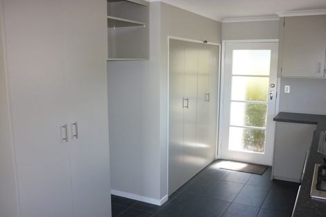 Photo of property in 2/6 Dryden Street, Stoke, Nelson, 7011