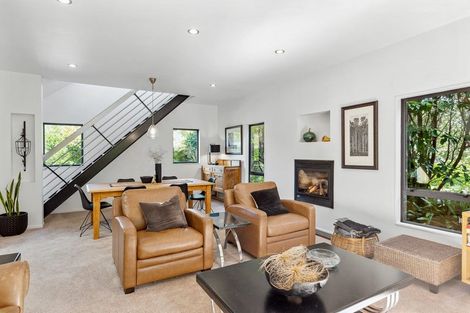 Photo of property in 2 Fiesta Grove, Raumati Beach, Paraparaumu, 5032