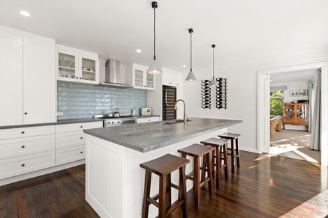 Photo of property in 101 Chaucer Road, Hospital Hill, Napier, 4110