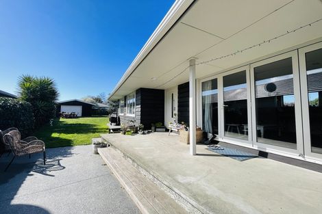 Photo of property in 272 Burwood Road, Burwood, Christchurch, 8083